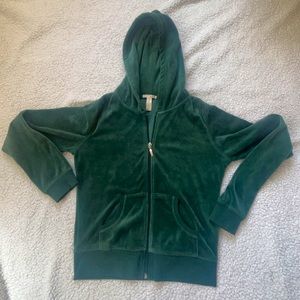 Forest green women’s zip up hoodie